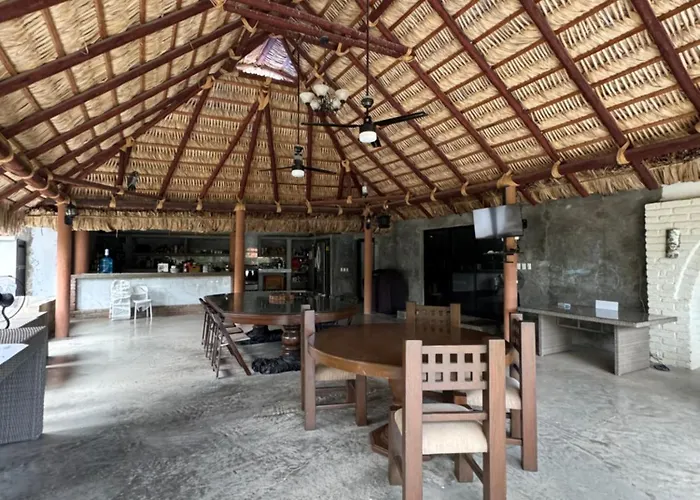 Casa El Chitian Hotel *